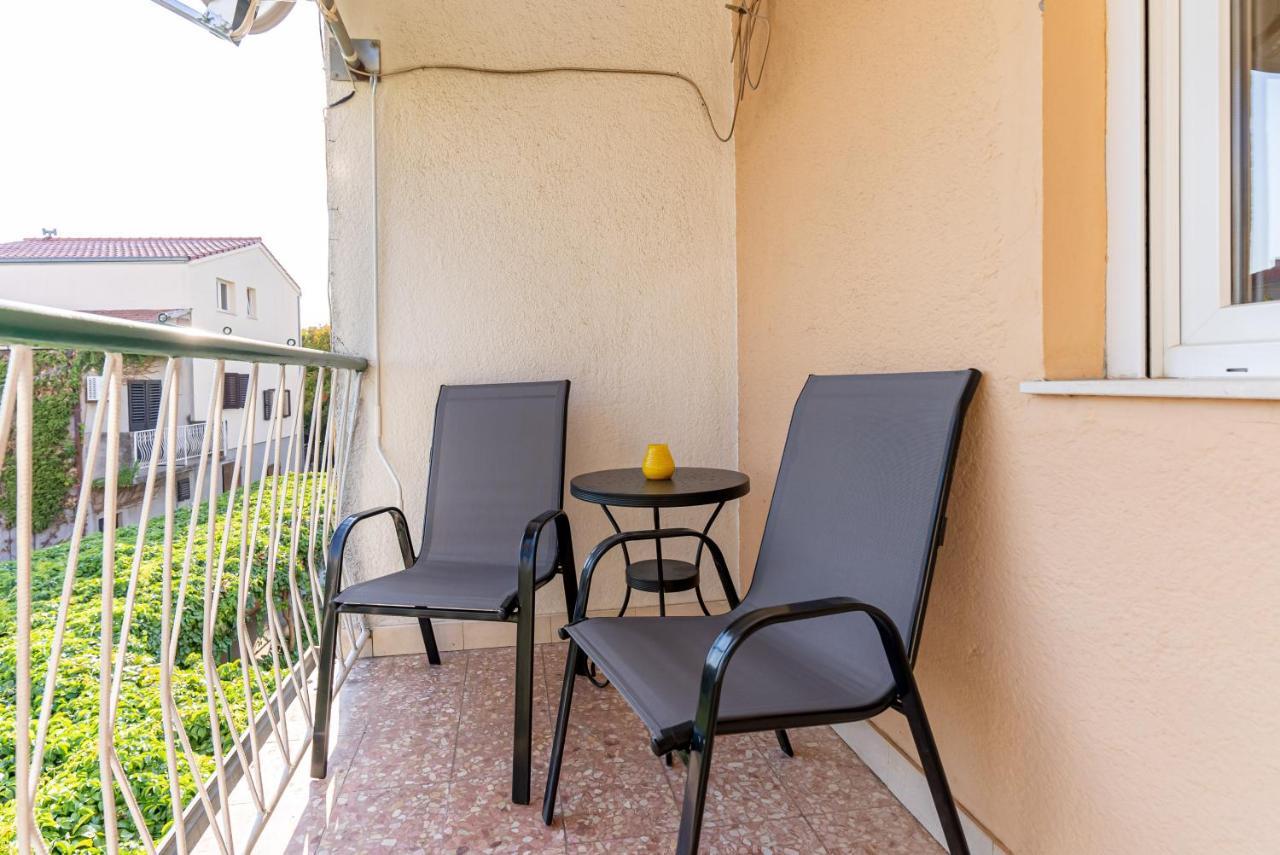 Apartment Luno Kastela Exterior photo